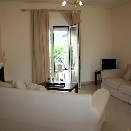 Nereides Luxury Villas 2 *