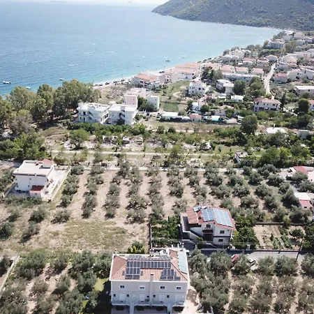 Nereides Luxury Villas 2 *